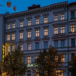 Hotel Myer's